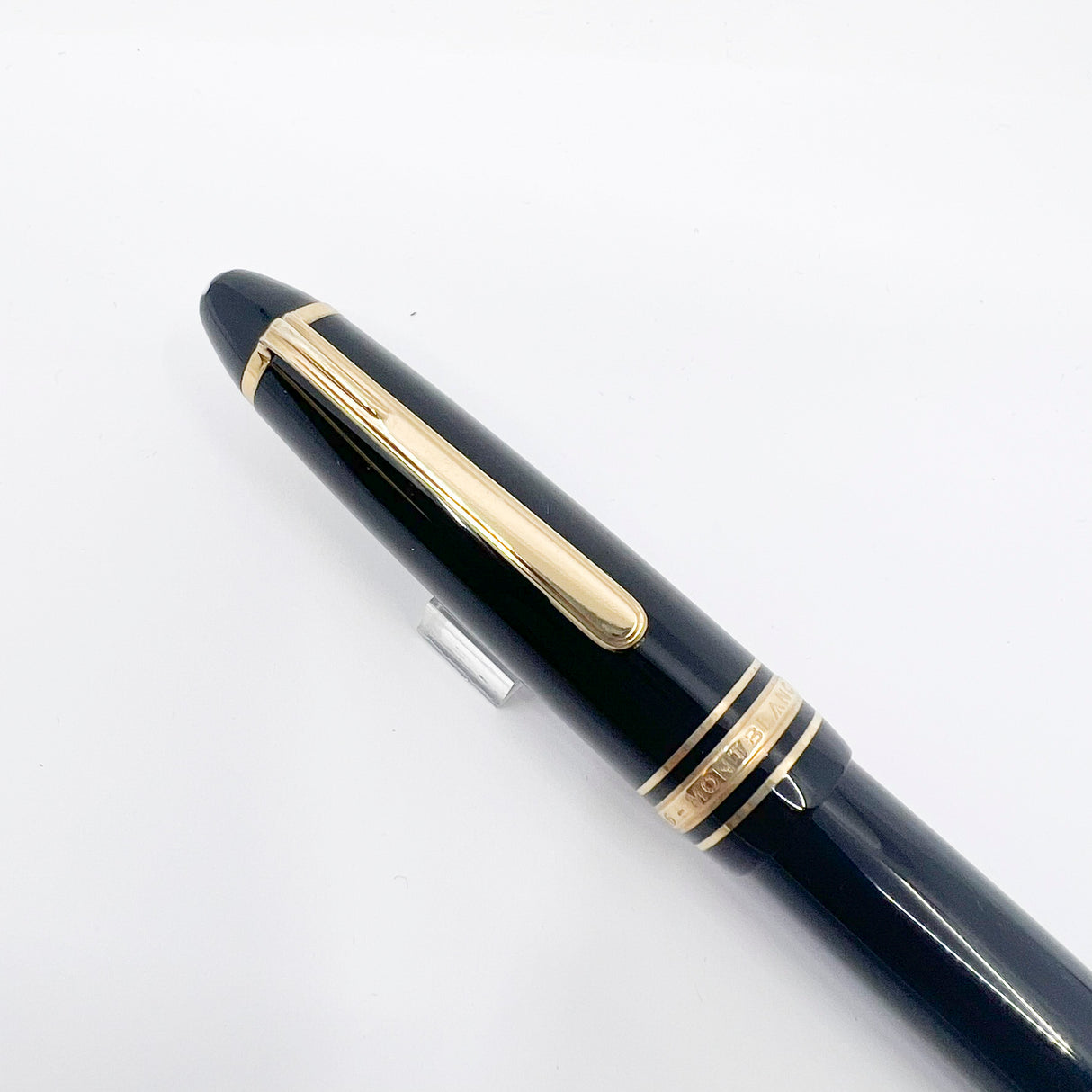 Montblanc #146 LeGrand Meisterstuck Black Resin Fountain Pen - Flexible Extra-Fine 14kt Gold Nib