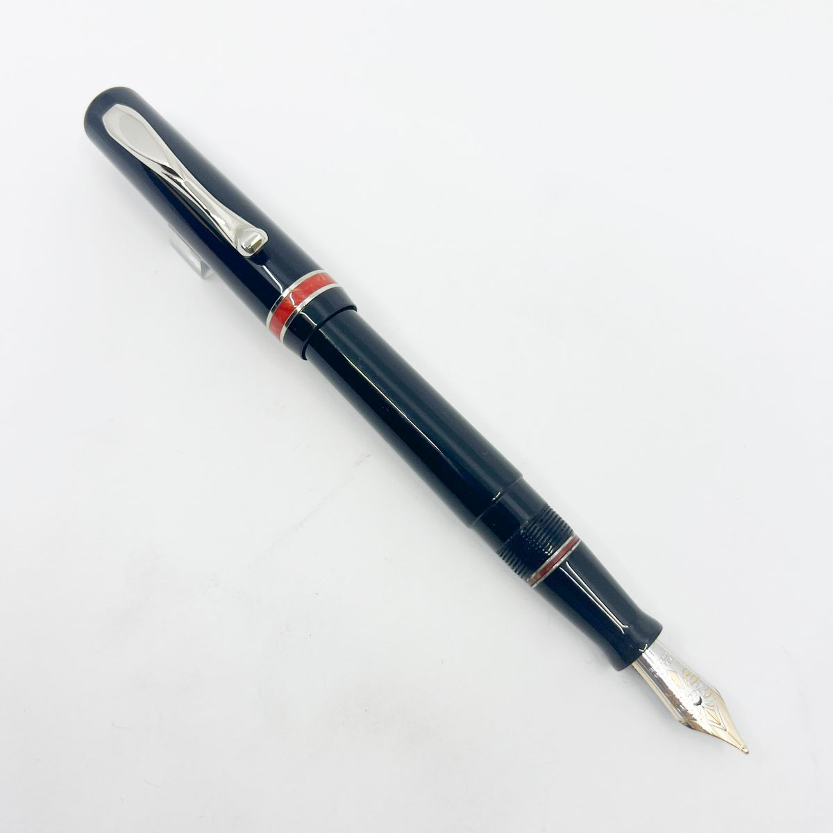Visconti Glossy Black Resin Midnight Voyager Fountain  Pen - Two Rings of Coral Celluloid - Broad 18kt Gold Nib