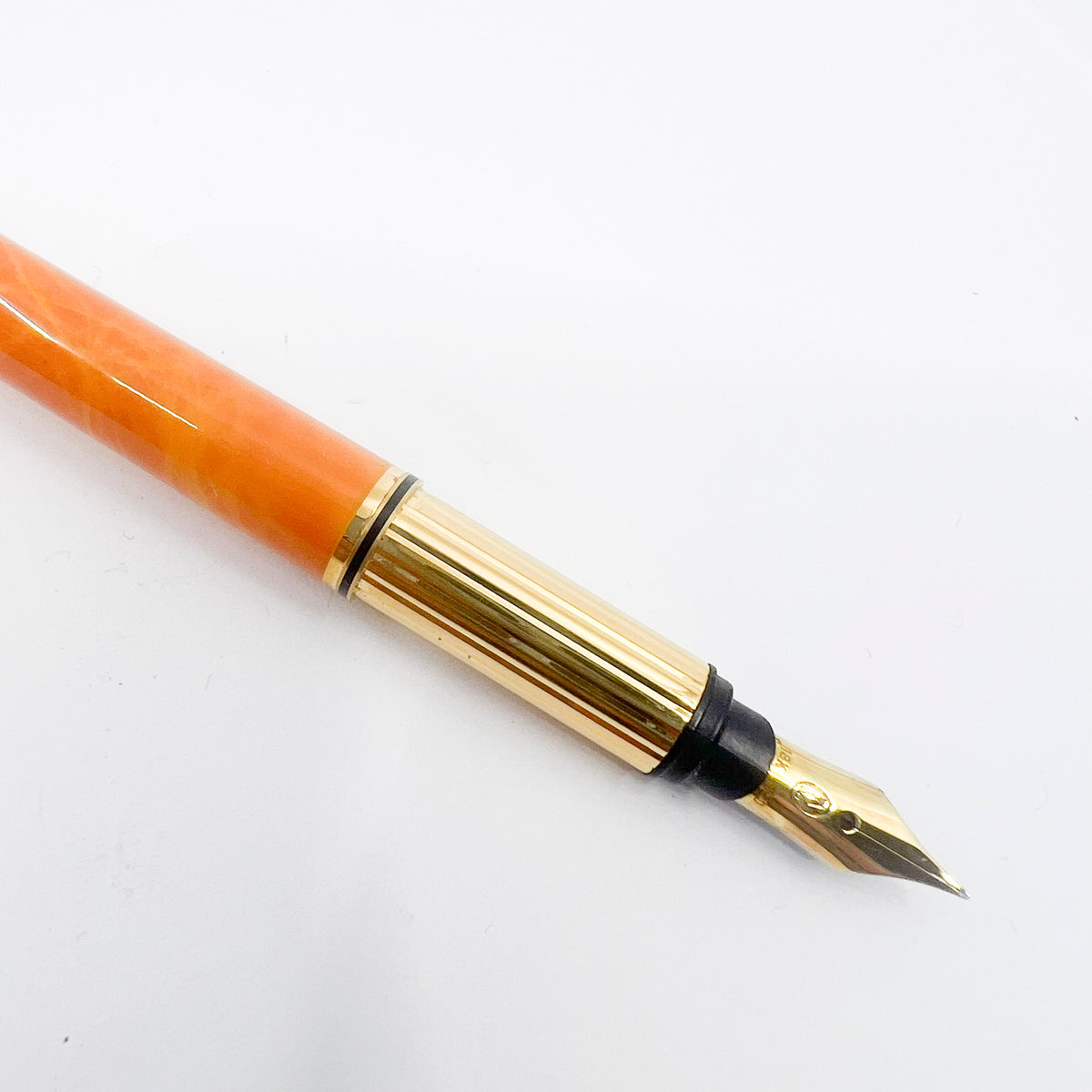Cartier  Marbled Orange Must de Cartier Fountain Pen - Fine 18kt Gold Nib - RARE & SOUGHT AFTER!