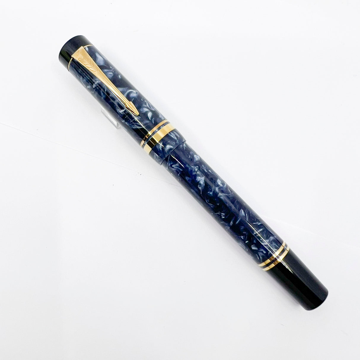 Parker Centennial (Largest Size) Duofold Blue Marble Fountain Pen - Early #31 Fine 14kt Gold Nib - Circa 1988