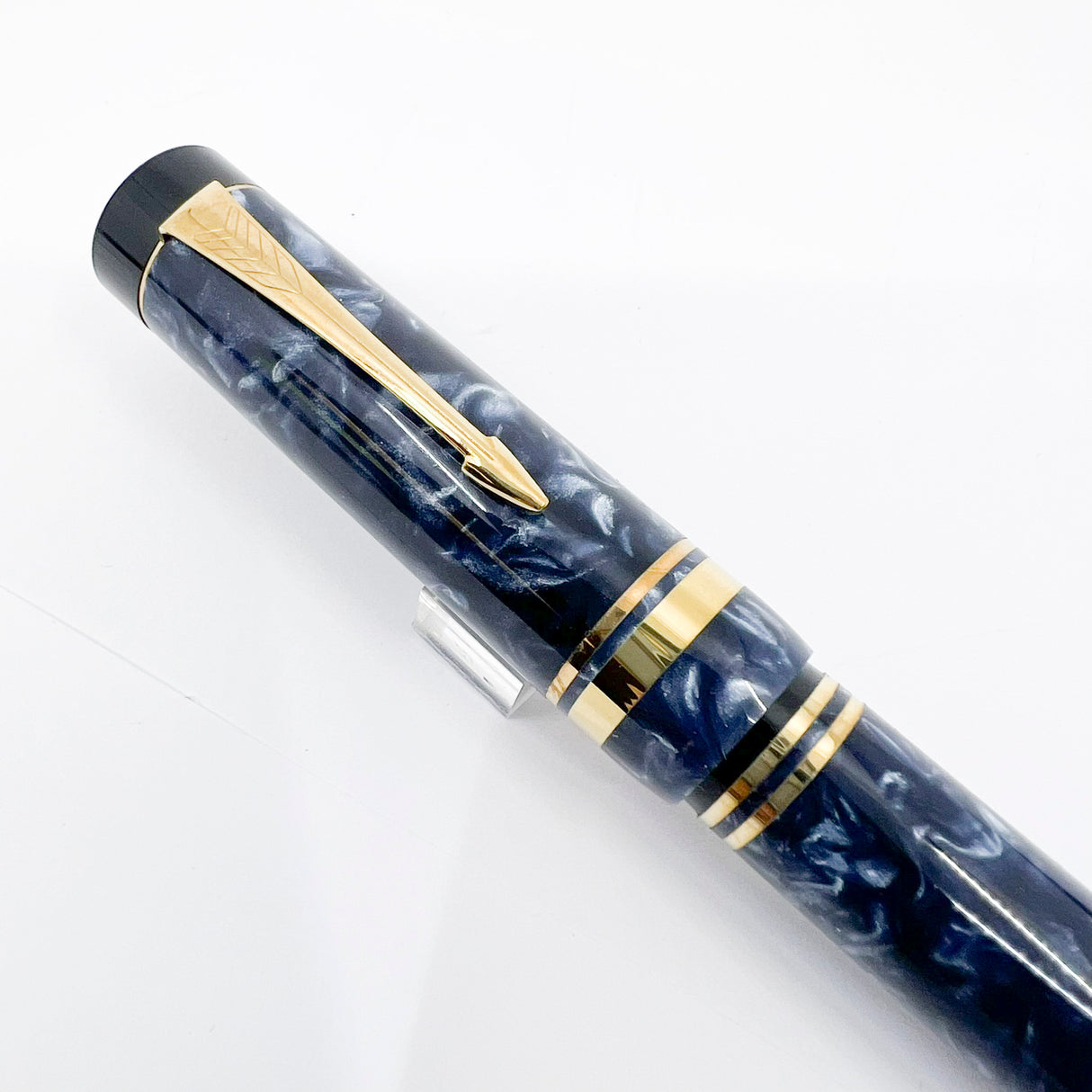Parker Centennial (Largest Size) Duofold Blue Marble Fountain Pen - Early #31 Fine 14kt Gold Nib - Circa 1988