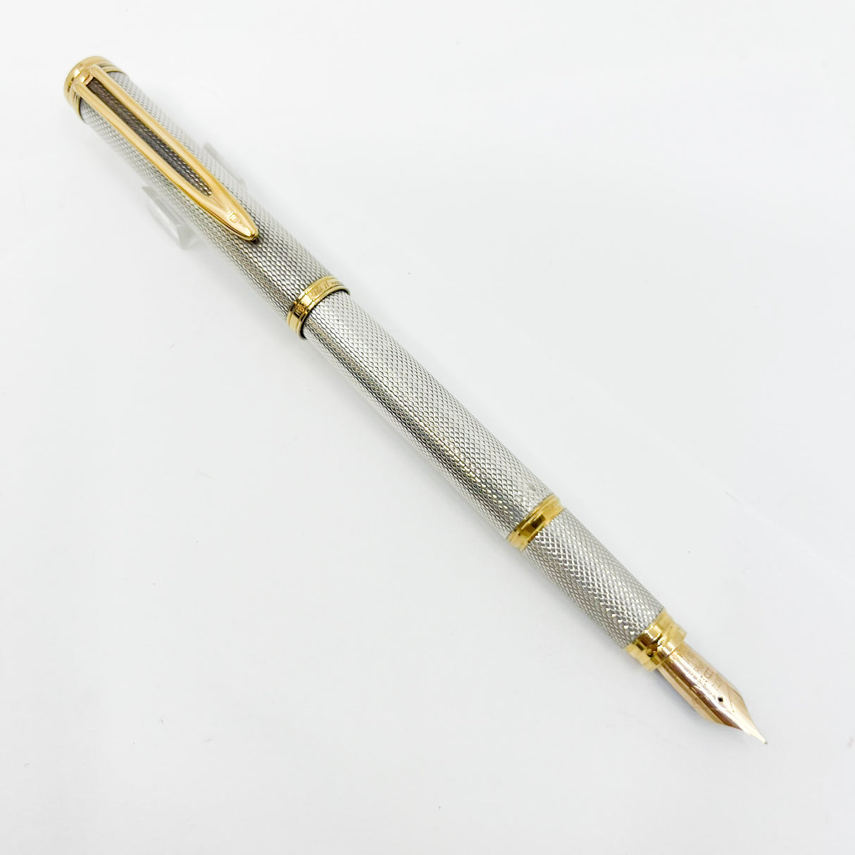 Waterman Gentleman Sterling Silver Barleycorn Pattern Fountain Pen - Extra Fine 18kt Gold Nib