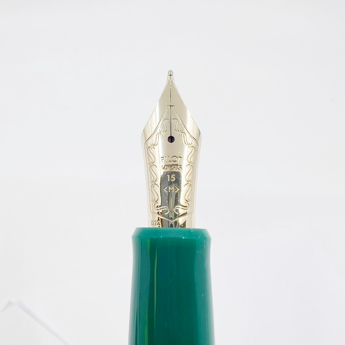 Pilot Custom 743 Verdigris Fountain Pen - Medium #15 14kt Gold Nib