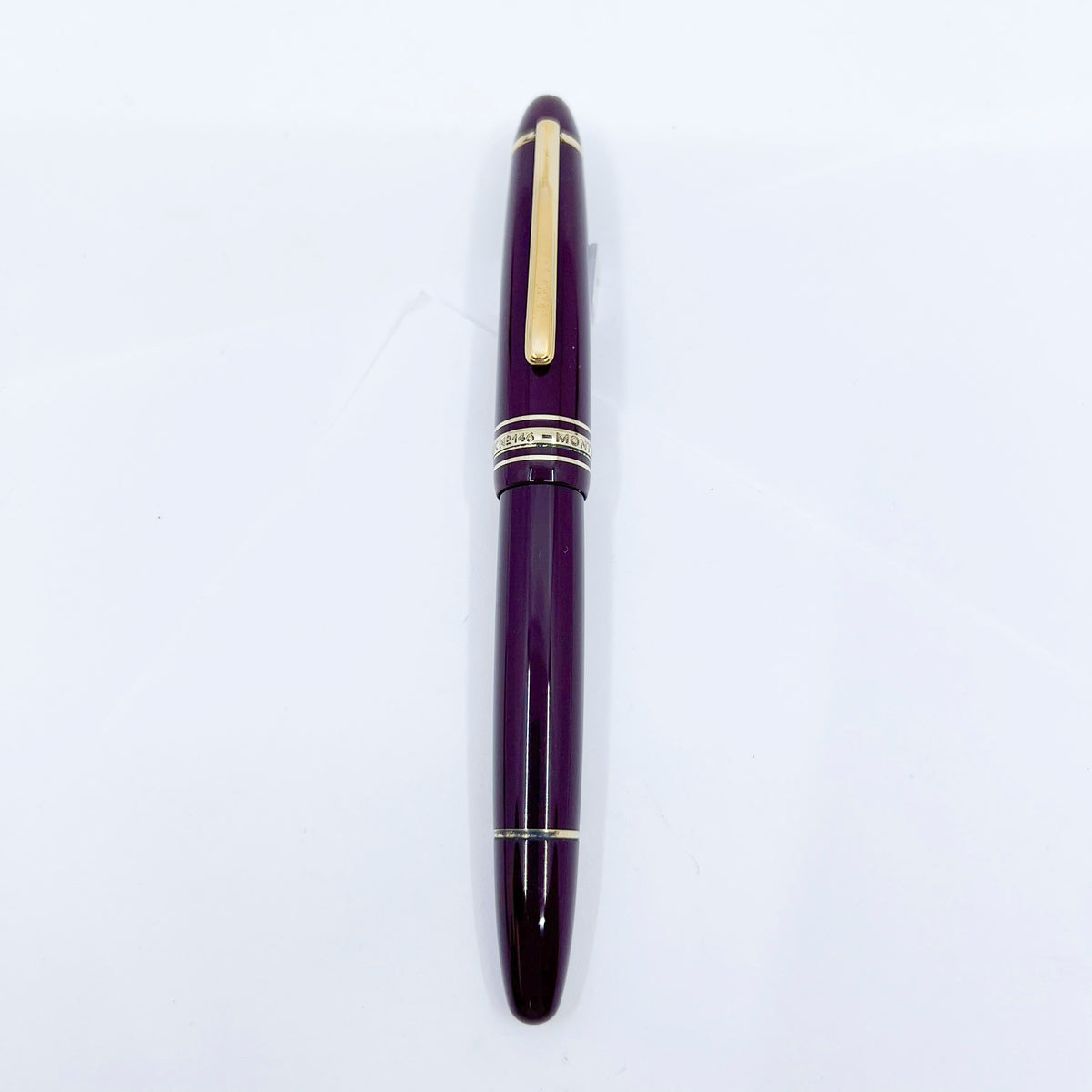 Montblanc Meisterstuck Bordeaux Resin #146 LeGrand Fountain Pen - Fine 14kt Gold Nib