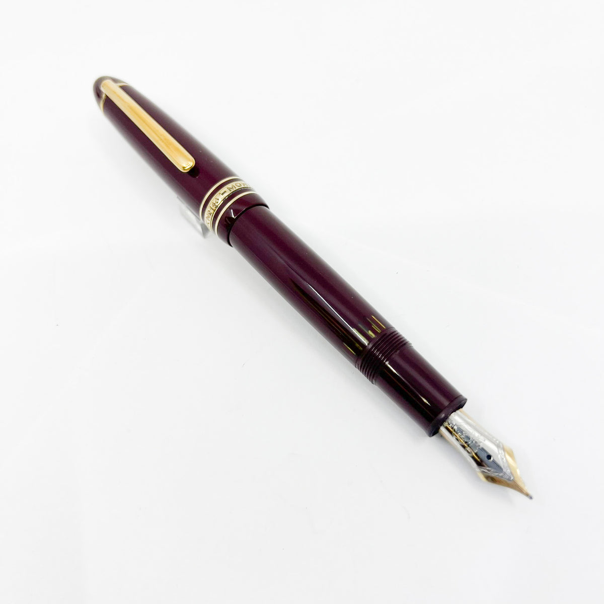 Montblanc Meisterstuck Bordeaux Resin #146 LeGrand Fountain Pen - Fine 14kt Gold Nib