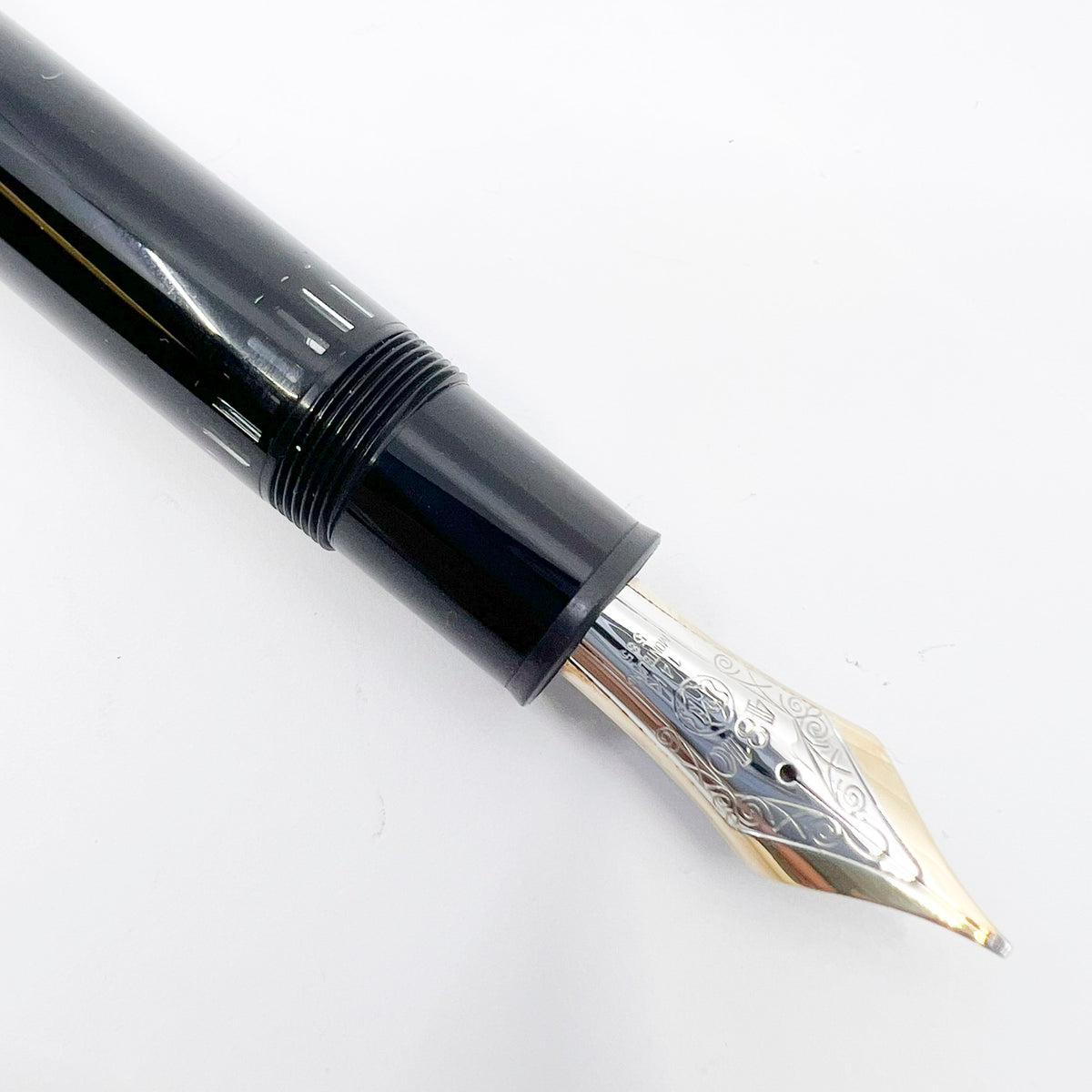 Montblanc Meisterstuck #149 Fountain Pen - Largest Of The Meisterstucks - Flexible Stub-like Medium 14kt Gold Nib