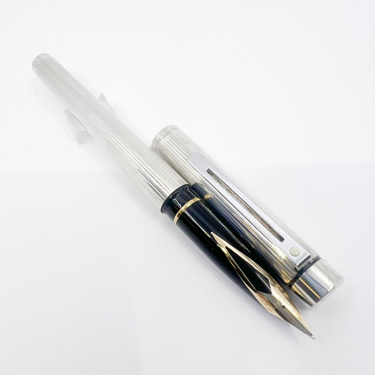 Sheaffer Full-Size Targa Sterling Silver Etched Vertical Stripes Fountain Pen - Medium 14kt Gold Nib