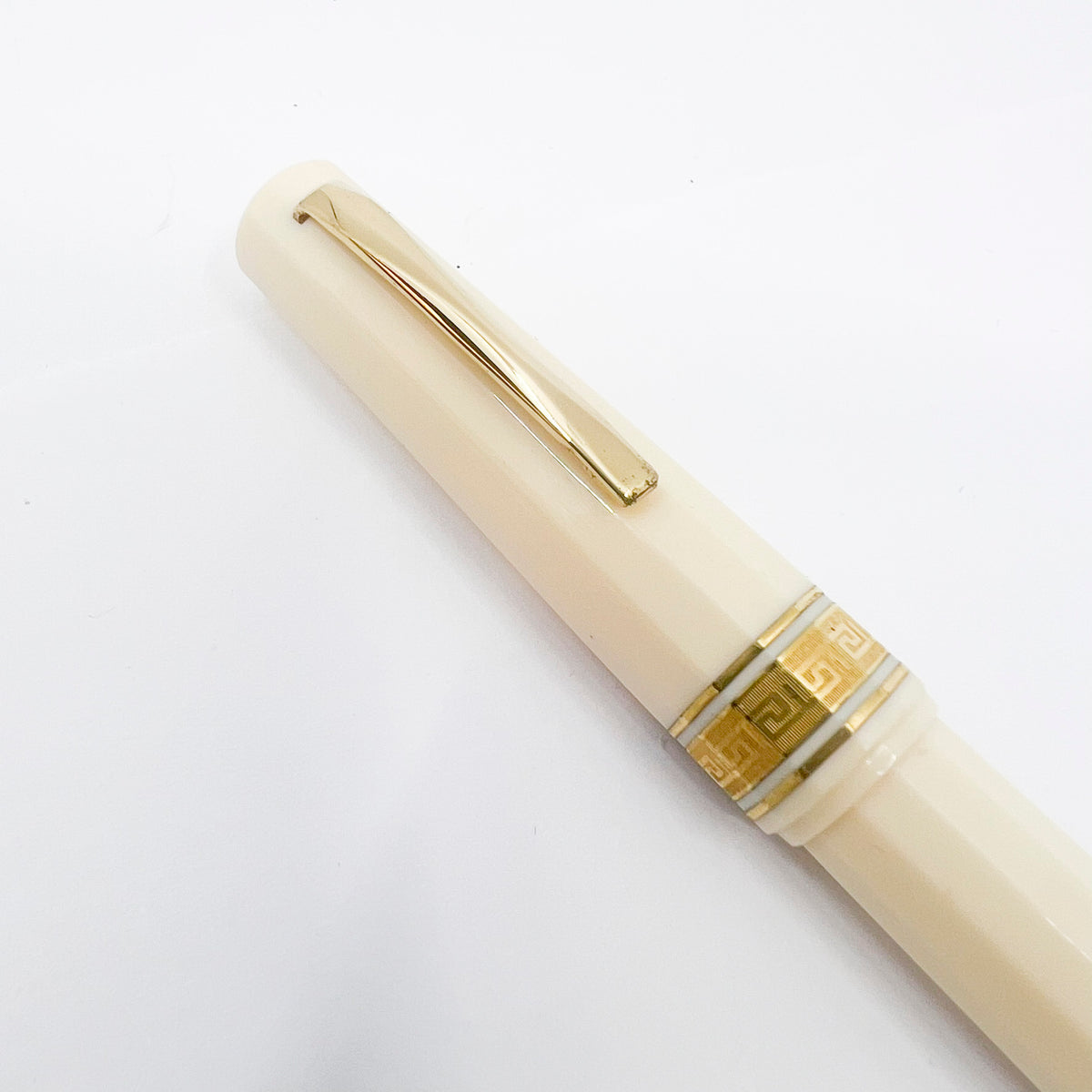 OMAS Ivory Vegetal Resin Bibliotheque Nationale Paragon Rollerball
