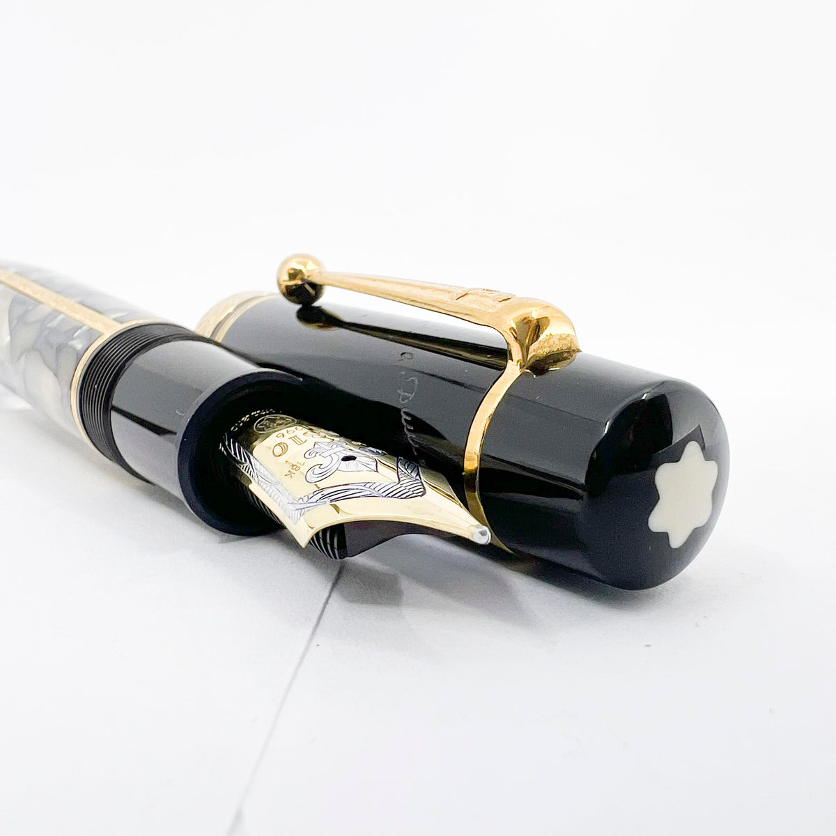 Montblanc Alexandre  Dumas Writer Series Limited Edition Fountain Pen (Incorrect Signature)  - Medium 18kt Gold Nib