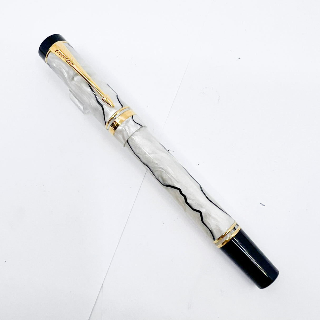 Parker Duofold International  Lustrous Pearl & Black Fountain Pen - Medium 18kt Gold Nib