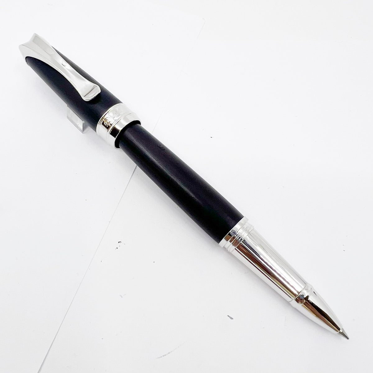 Davidoff "the very Zino" Grenadilla Wood  Rollerball - Rhodium Plated Trim
