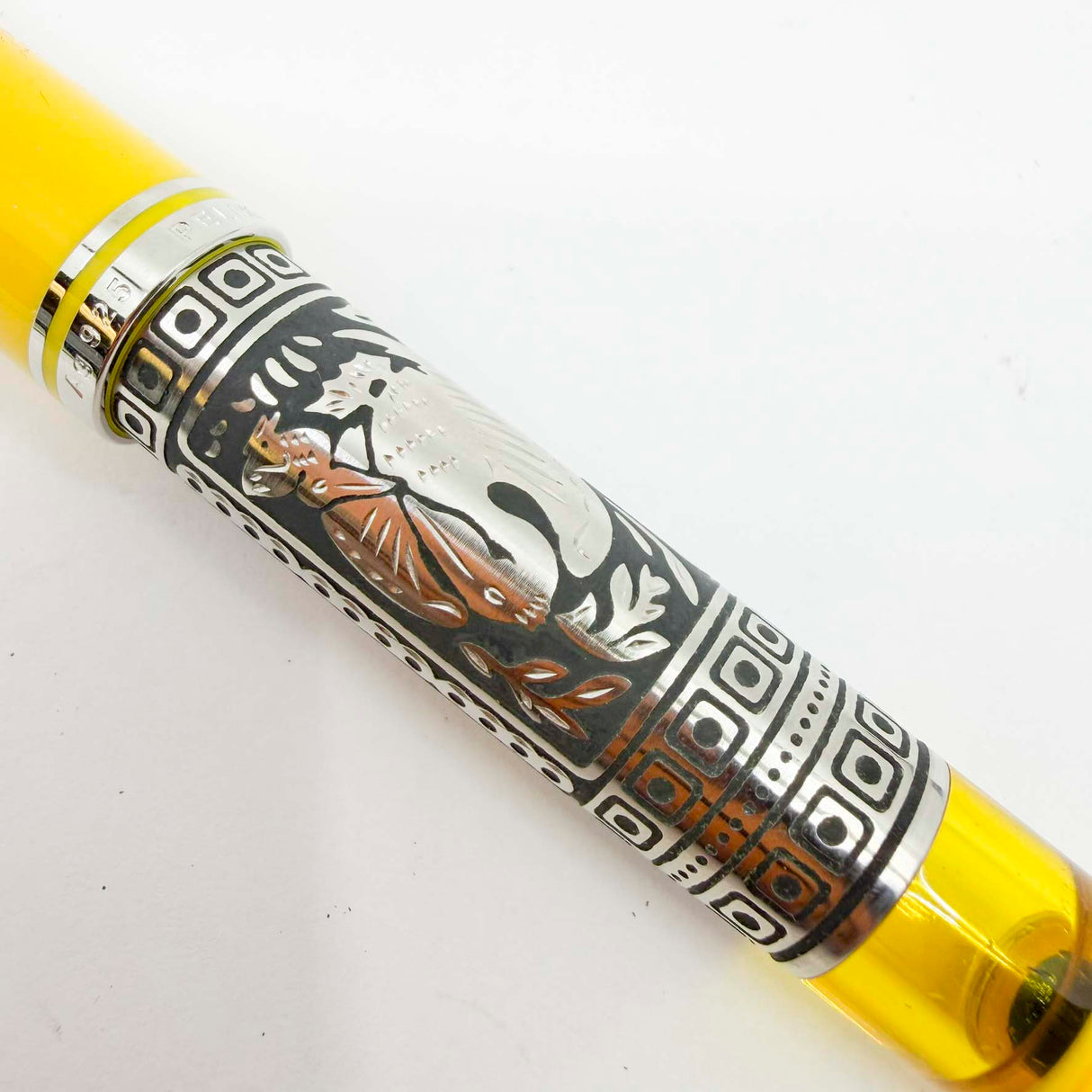 Pelikan M910 Yellow Toledo Sterling Silver Fountain Pen - Fine 18kt Gold  Nib