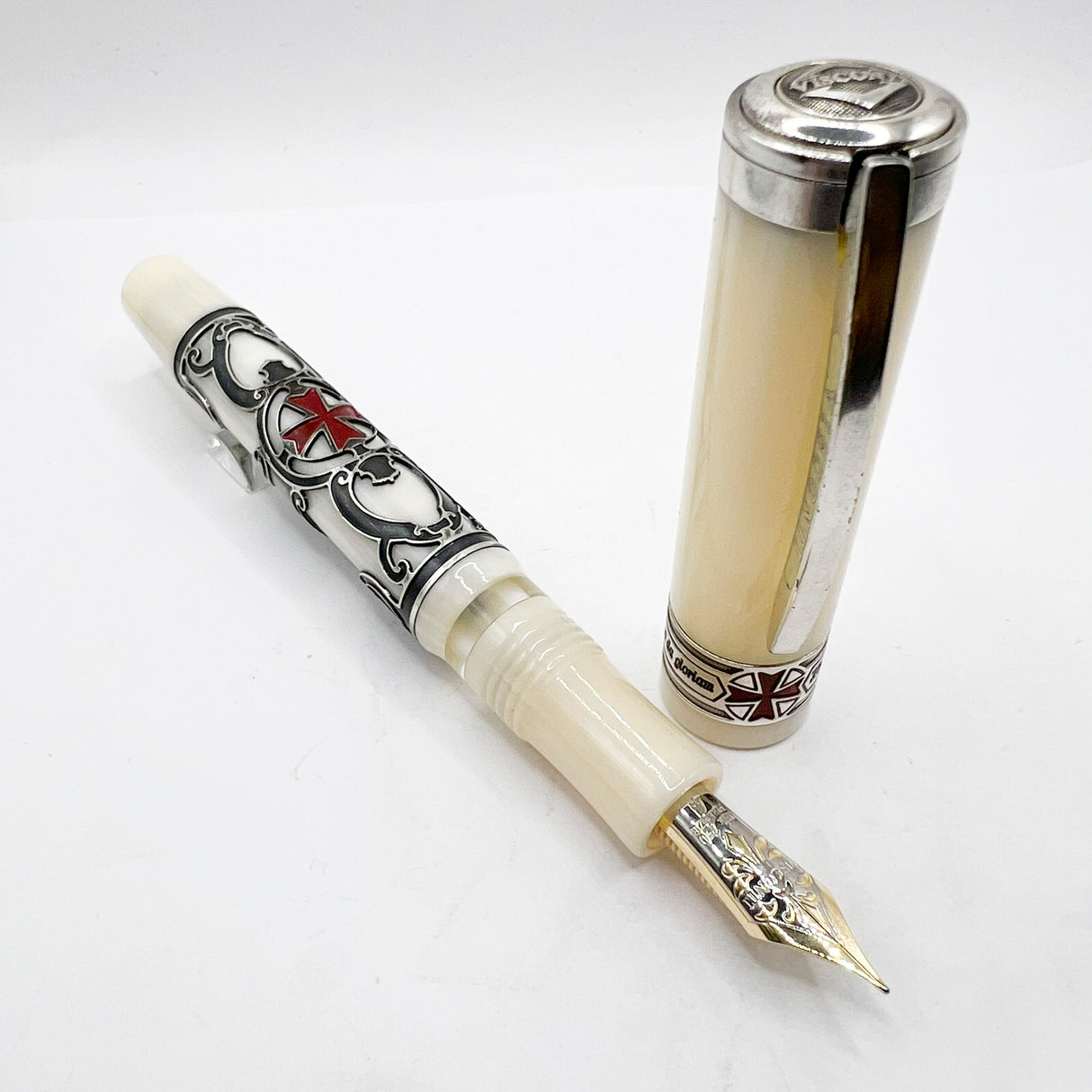 Visconti Knights Templar Limited Edition Fountain Pen -  Fine 18kt Gold Nib