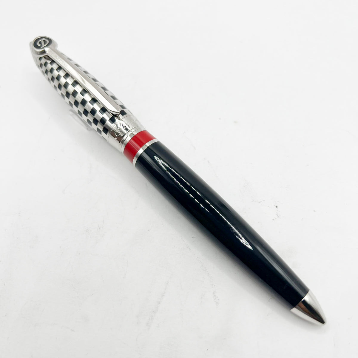 S.T.Dupont F1 Grand Prix Limited Edition Fountain Pen -  Medium 18kt Gold Nib