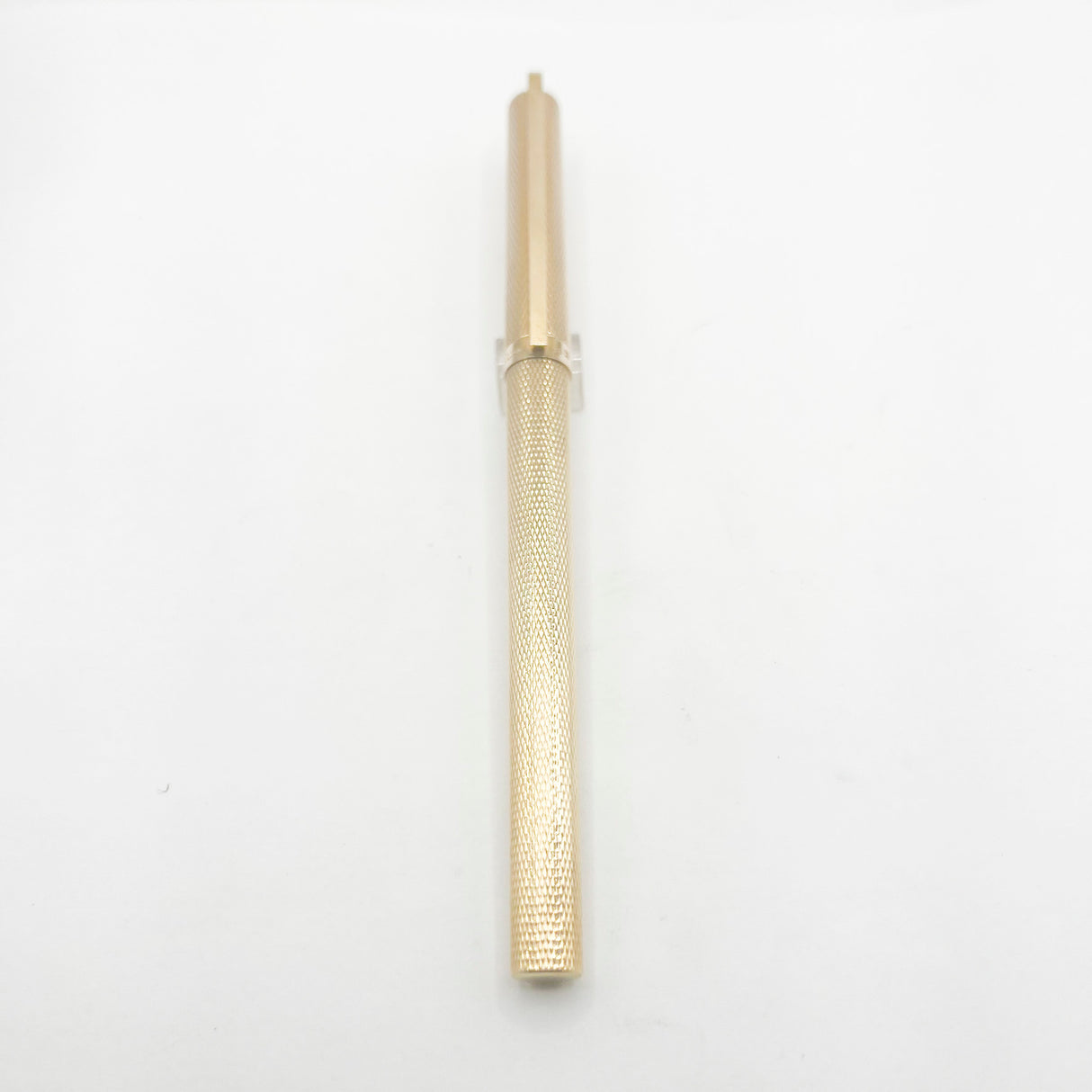 S.T. Dupont Full Covered Gold-Plated Barleycorn Classic  Fountain Pen- Medium 18kt Gold Nib