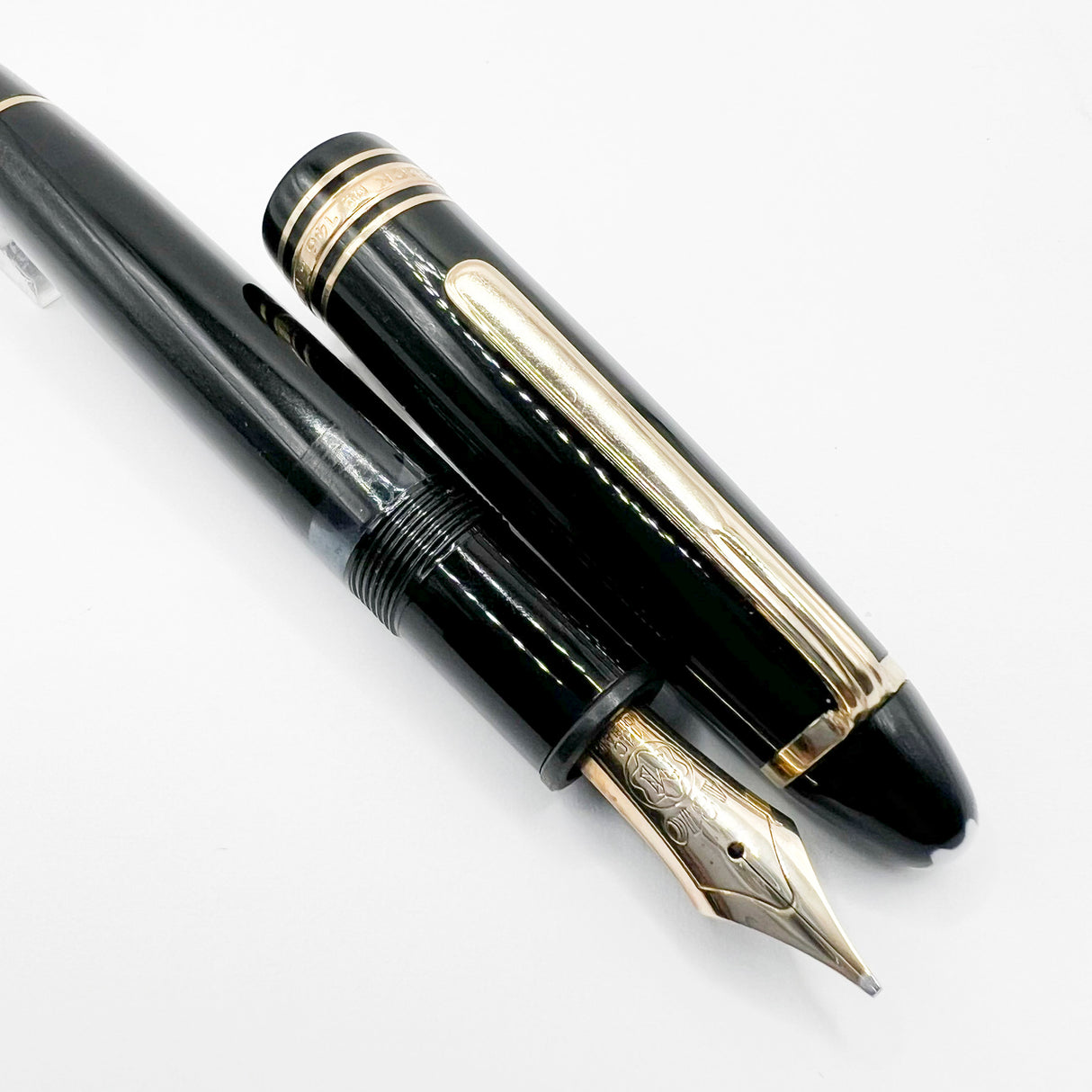 Montblanc Meisterstuck Black Resin #146 LeGrand Fountain Pen  - Flexible  Broad 14kt Gold Nib