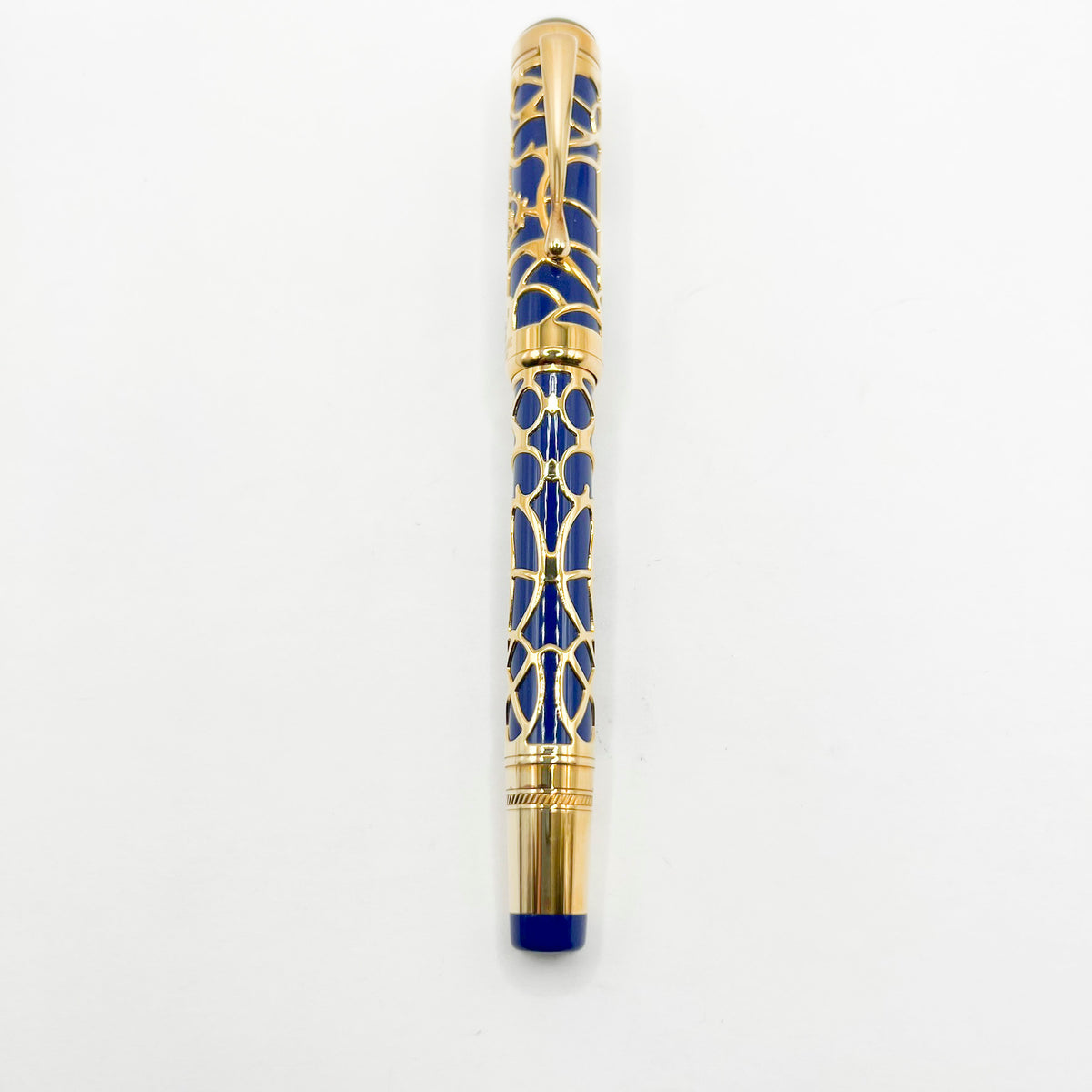 Montblanc Prince Regent 888- 18 Kt SOLID GOLD Overlay - Patron Of The Arts Limited Edition Fountain Pen - Medium 18kt Gold Nib