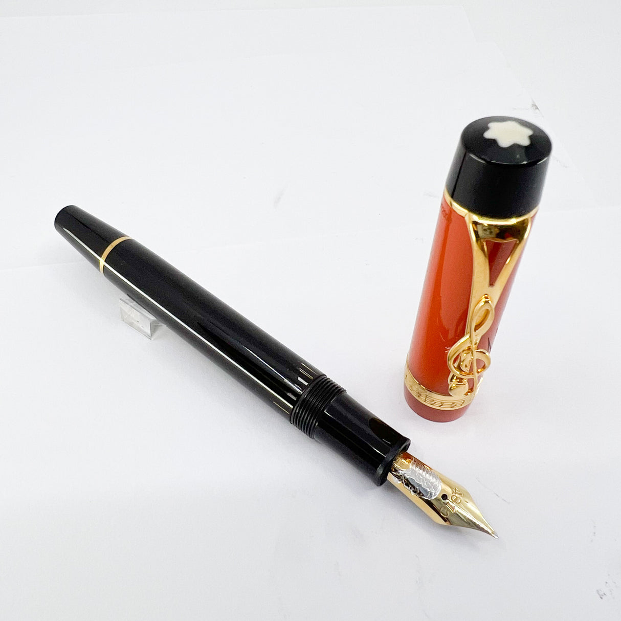 Montblanc Johann Sebastian Bach Donation Limited Edition Fountain Pen - Medium 18kt Gold Nib