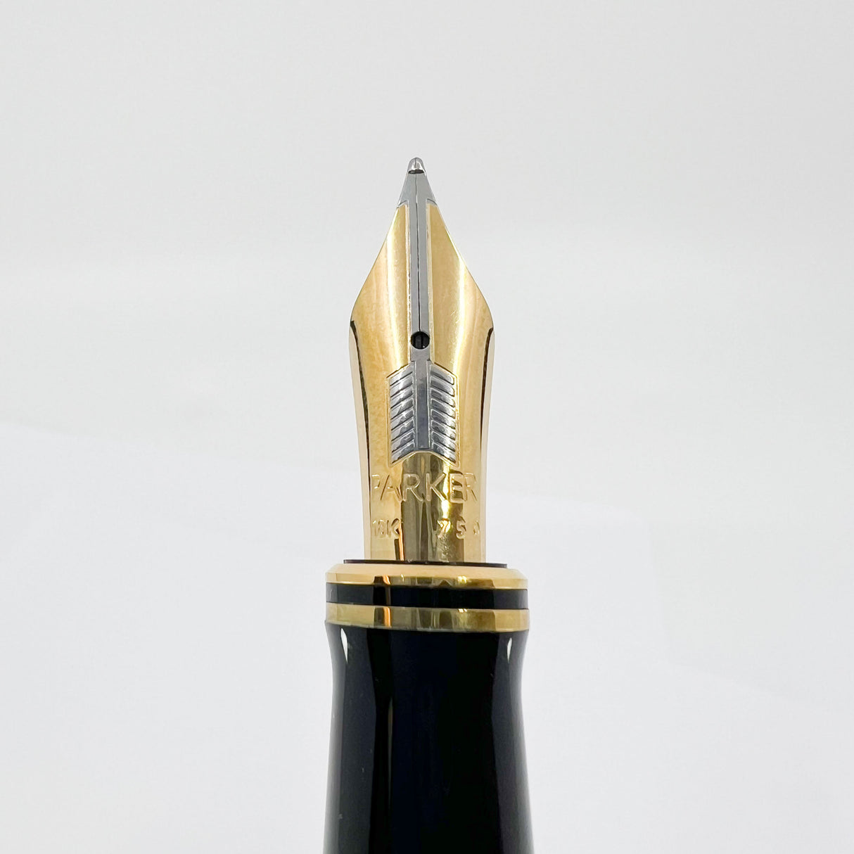 Parker Iconic "Big Red" (Orange) Duofold Centennial (Largest Size) Fountain Pen - Medium 18kt Gold Nib (Circa 1995)