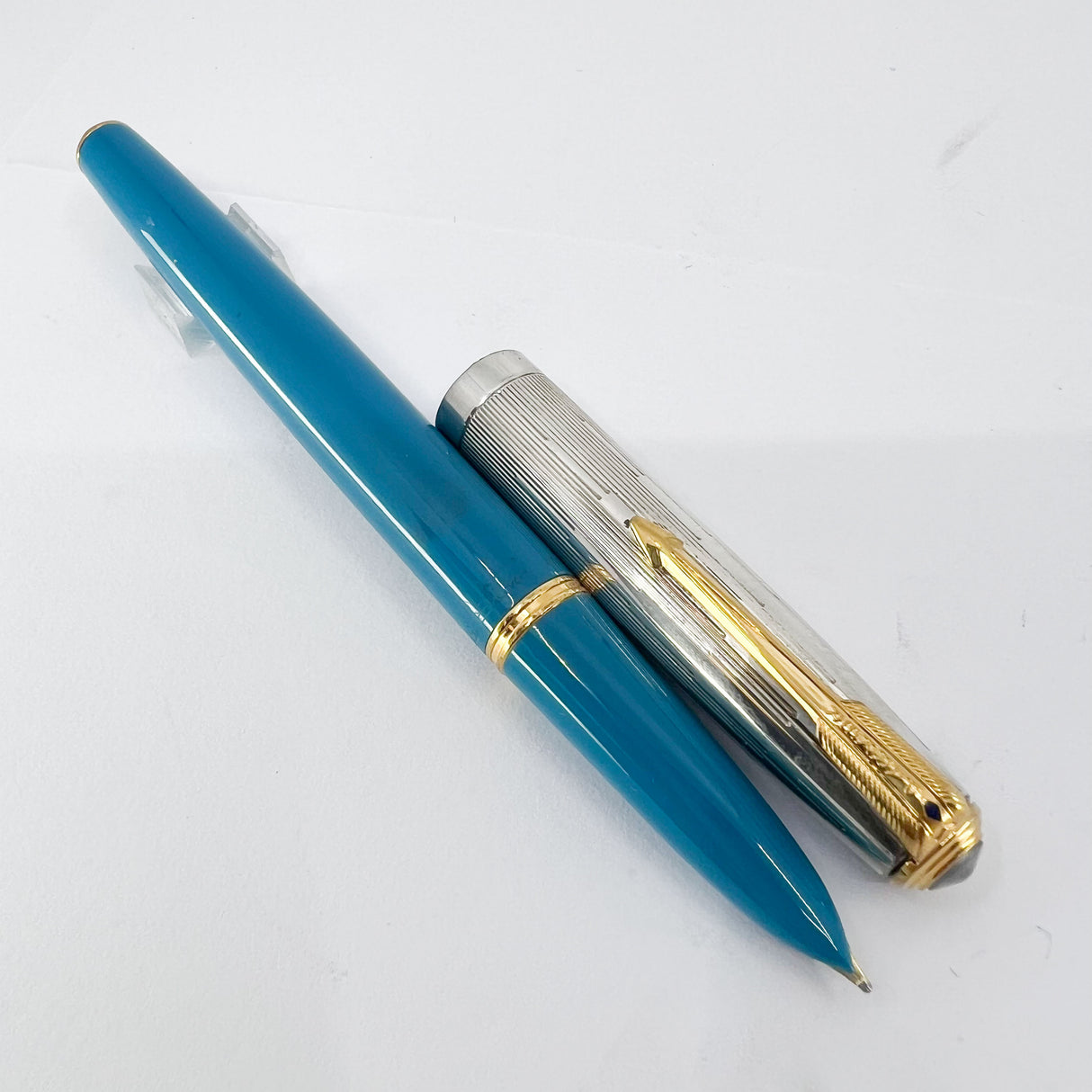 Parker 51 Special Edition Sterling Silver & Vista Blue Fountain Pen - Medium 18kt Gold  Nib