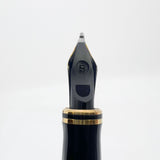 Parker International Duofold Blue Marble Fountain Pen - Broad 18kt Gold Nib