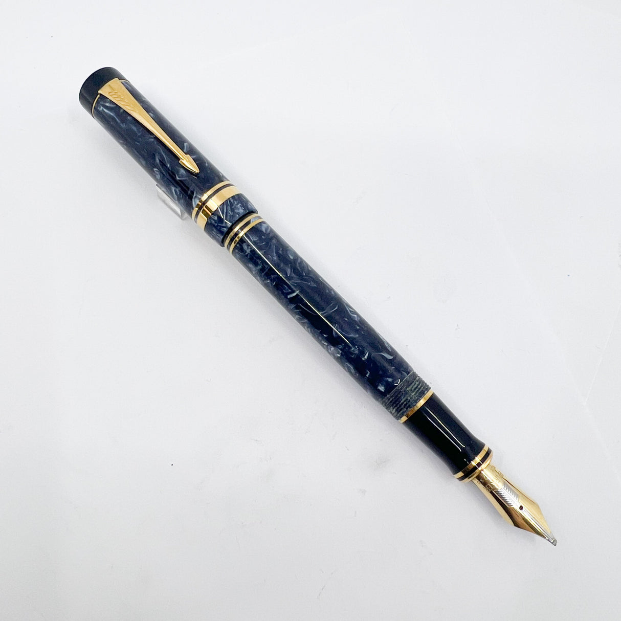 Parker Duofold Centennial (Largest) Marbled Blue Fountain Pen - Double Broad Oblique #91 18kt Gold Nib