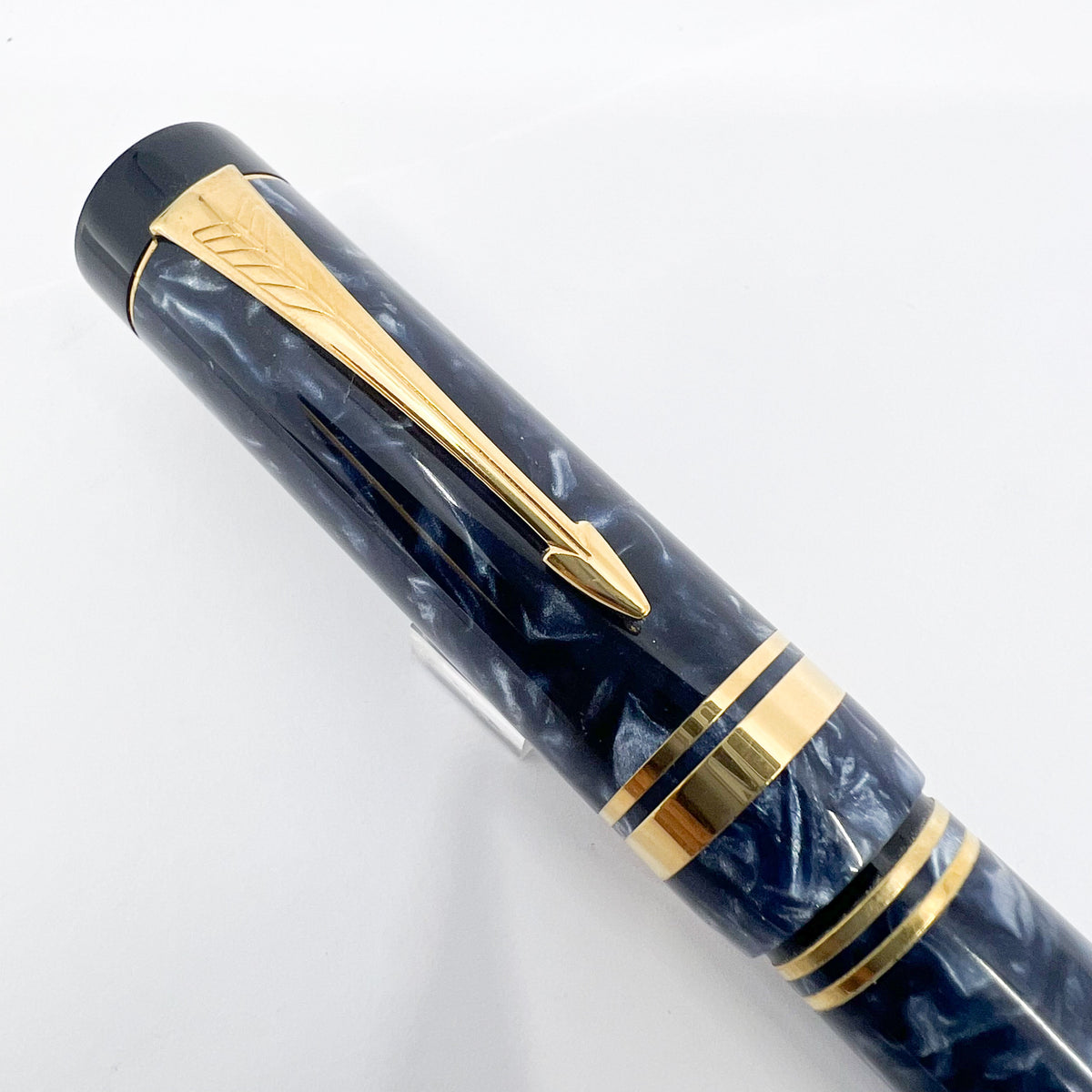 Parker Duofold Centennial (Largest) Marbled Blue Fountain Pen - Double Broad Oblique #91 18kt Gold Nib