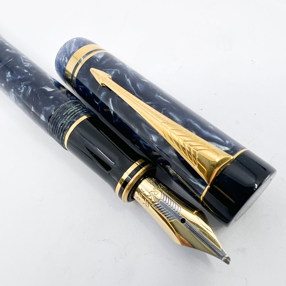 Parker Duofold Centennial (Largest) Marbled Blue Fountain Pen - Double Broad Oblique #91 18kt Gold Nib