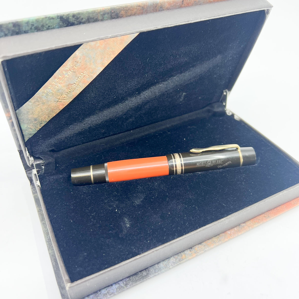 Montblanc Ernest Hemingway Writers Series Limited Edition Fountain Pen  - Medium 18kt Gold Nib