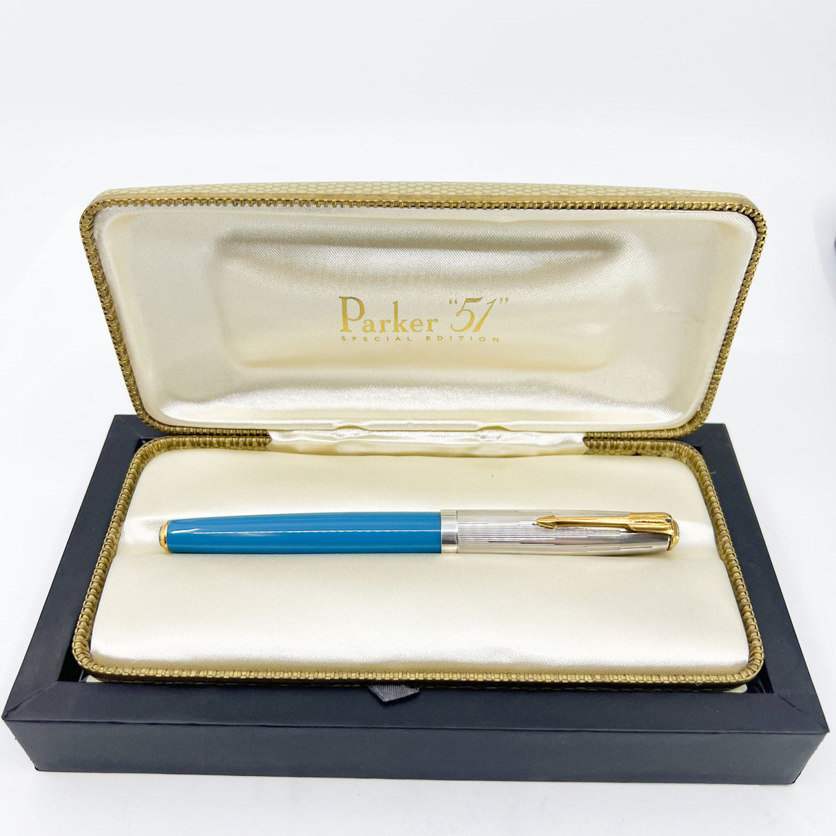 Parker 51 Special Edition Sterling Silver & Vista Blue Fountain Pen - Medium 18kt Gold  Nib