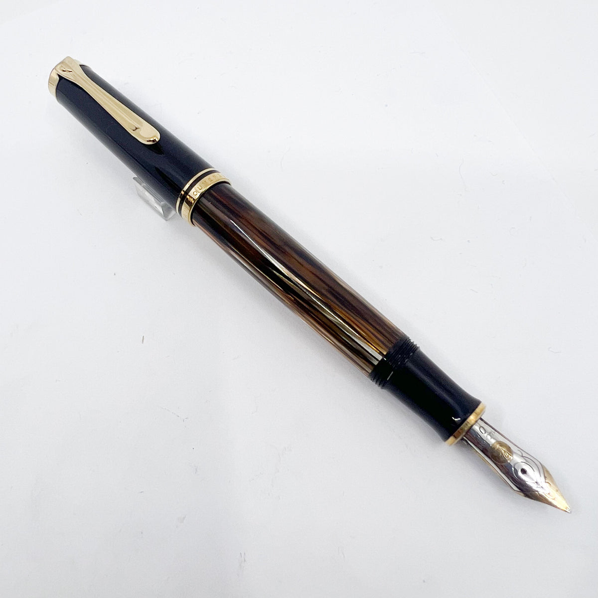 Pelikan M400 Tortoise Brown Fountain Pen -  Medium Oblique 14kt Gold Nib