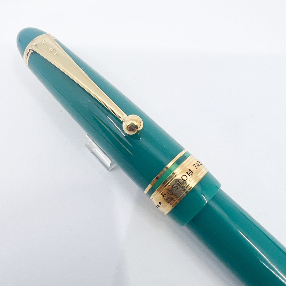 Pilot Custom 743 Verdigris Fountain Pen - Medium #15 14kt Gold Nib