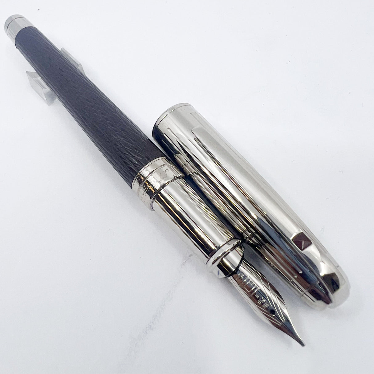 S. T. Dupont Orpheo Fountain Pen - Palladium Plated Cap - Textured Leather Barrel -  Medium 18kt Gold Nib