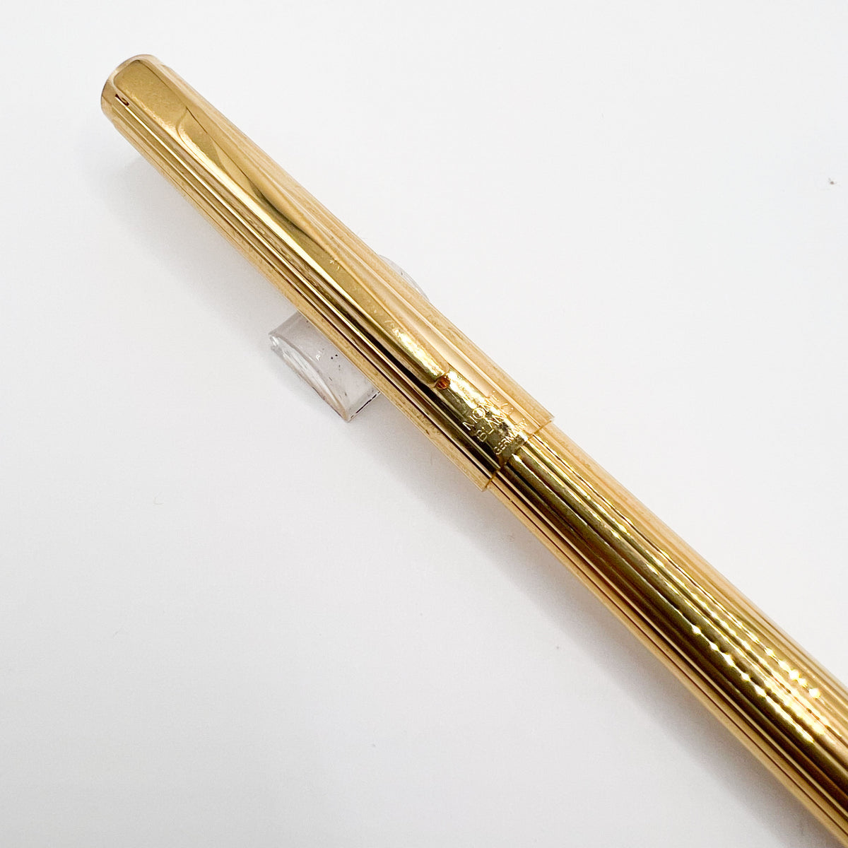 Montblanc Noblesse Gold-Plated Fluted Vertical Lines Fountain Pen  - Extra Fine 14kt Gold Nib
