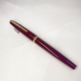 Montblanc Classic Style Bordeaux Resin Fountain Pen - Medium 14kt Gold Nib