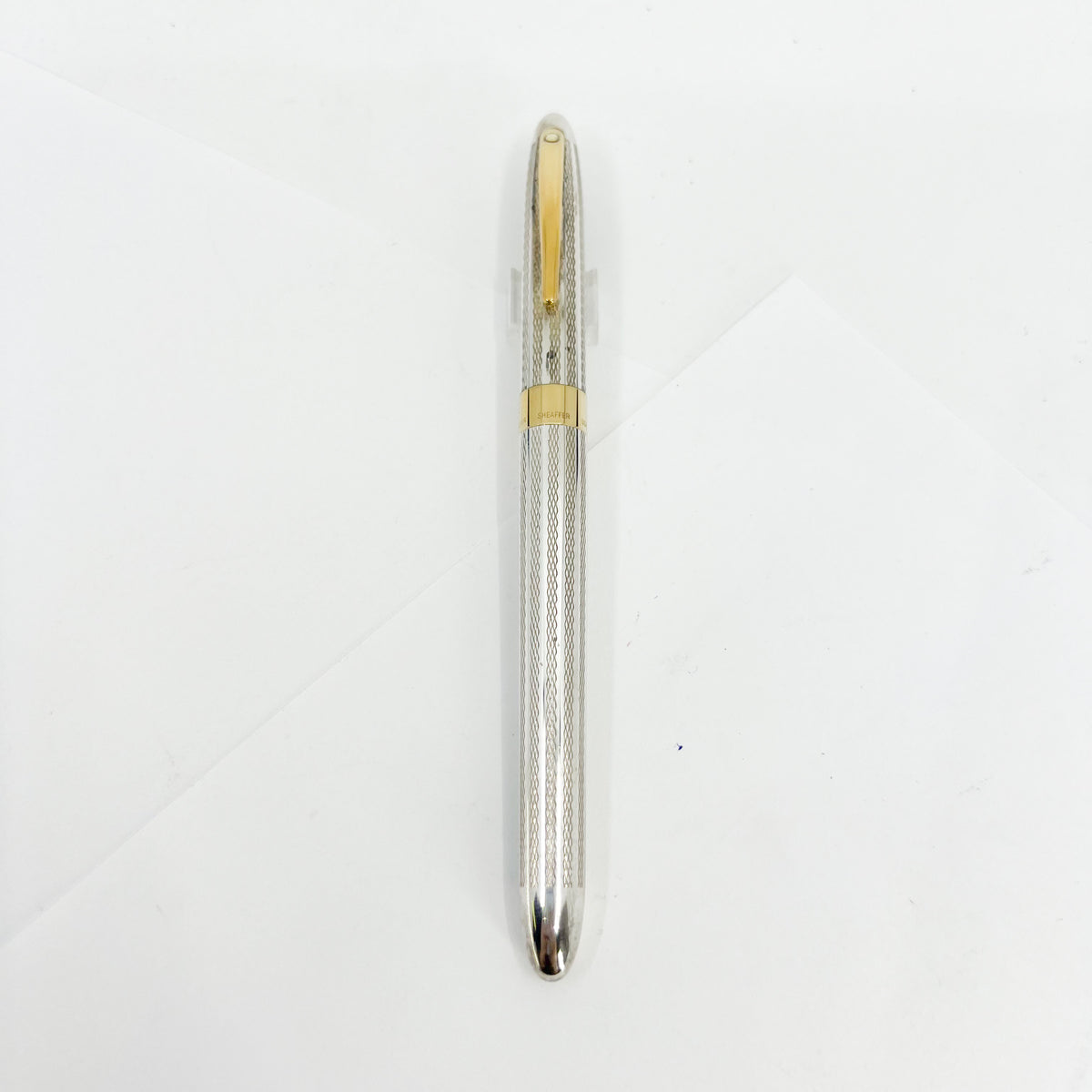 Sheaffer Sterling Silver "Top-of-the Line" Crest Fountain Pen  - Fine 18kt Gold Nib (Circa 1990s)