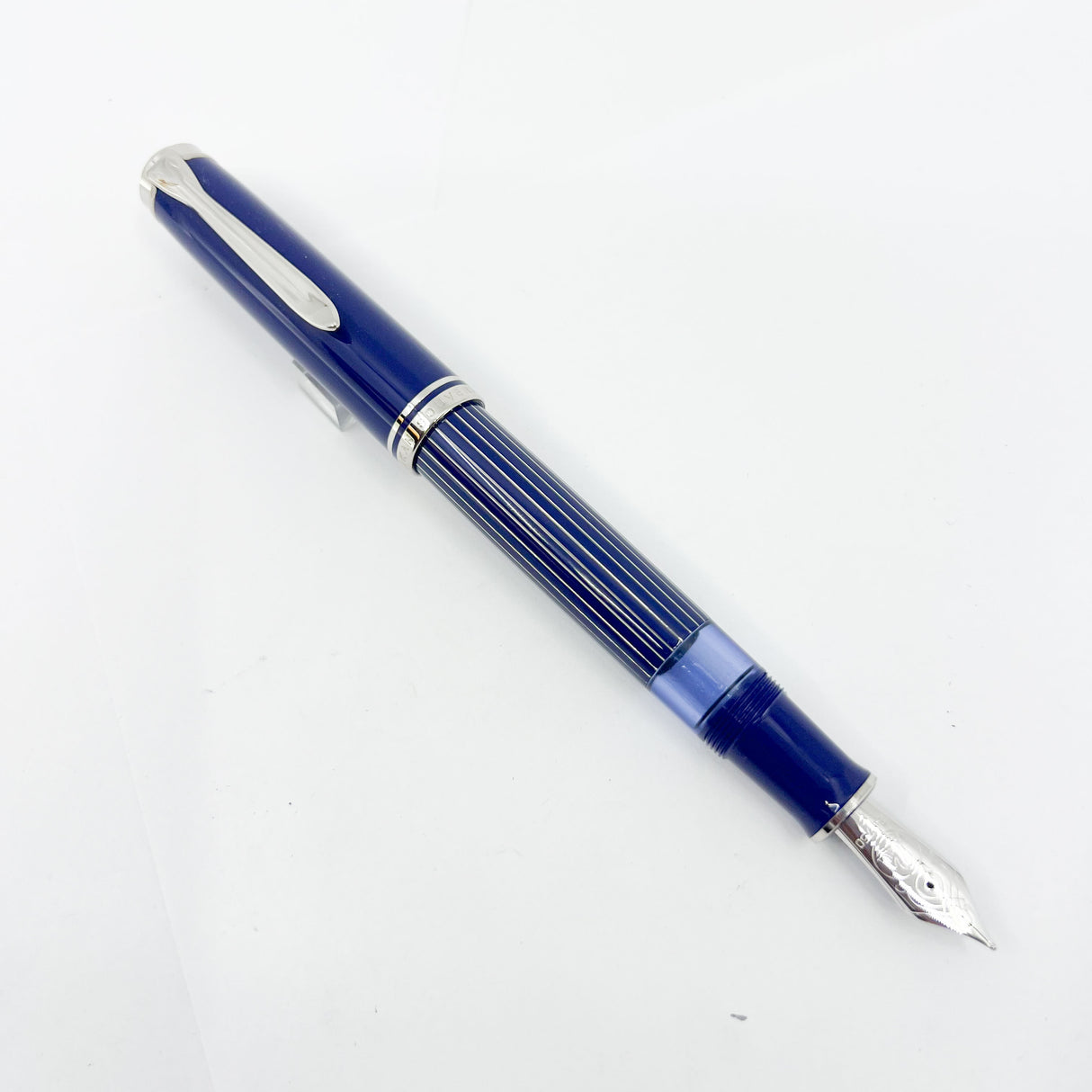 Pelikan M815 Metal Striped Blue Fountain Pen - Fine 18kt Gold Nib