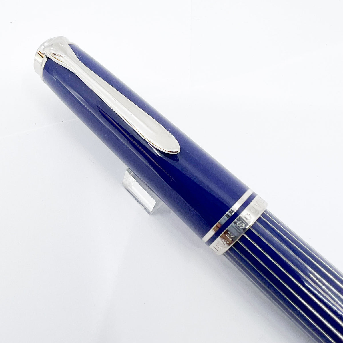 Pelikan M815 Metal Striped Blue Fountain Pen - Fine 18kt Gold Nib