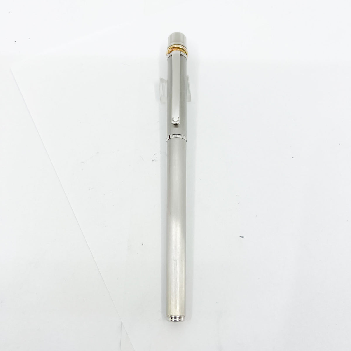 Cartier  Brushed Steel Must de Cartier Fountain Pen/Trinity Bands - Medium 18kt Gold Nib