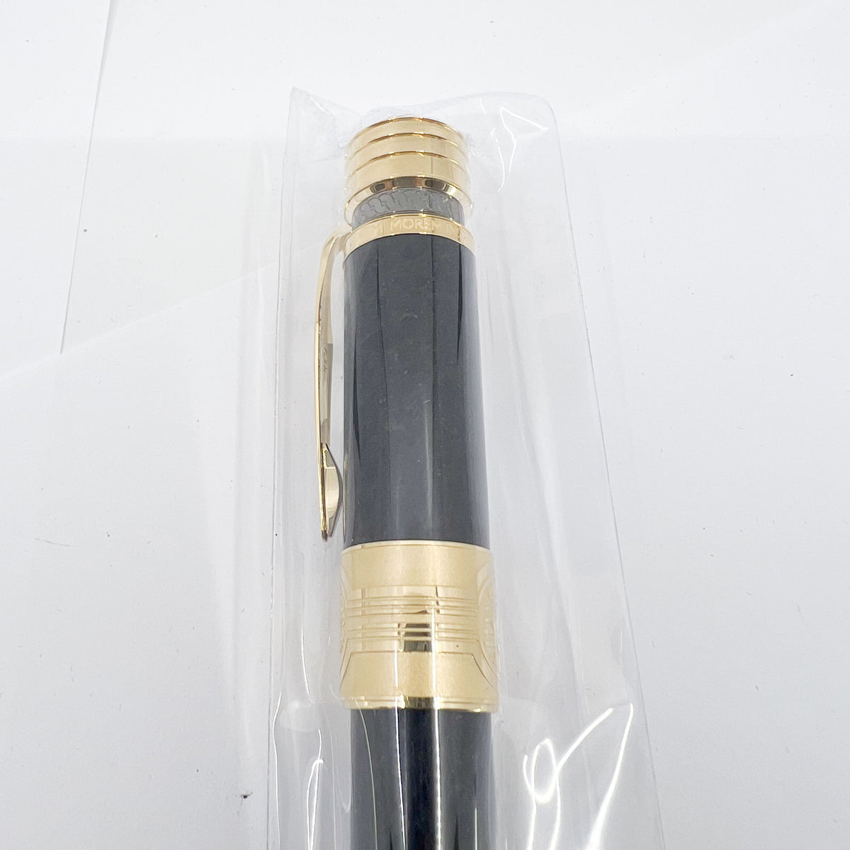 Montblanc 2019 Homage to Hadrian Patron of the Arts 4810 Limited Edition Fountain Pen - Medium 18kt Gold Nib2019