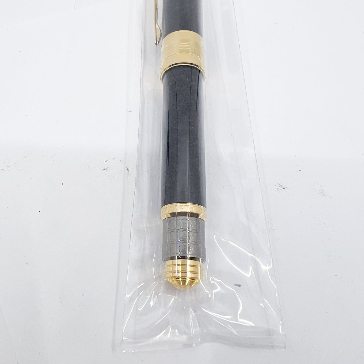 Montblanc 2019 Homage to Hadrian Patron of the Arts 4810 Limited Edition Fountain Pen - Medium 18kt Gold Nib2019