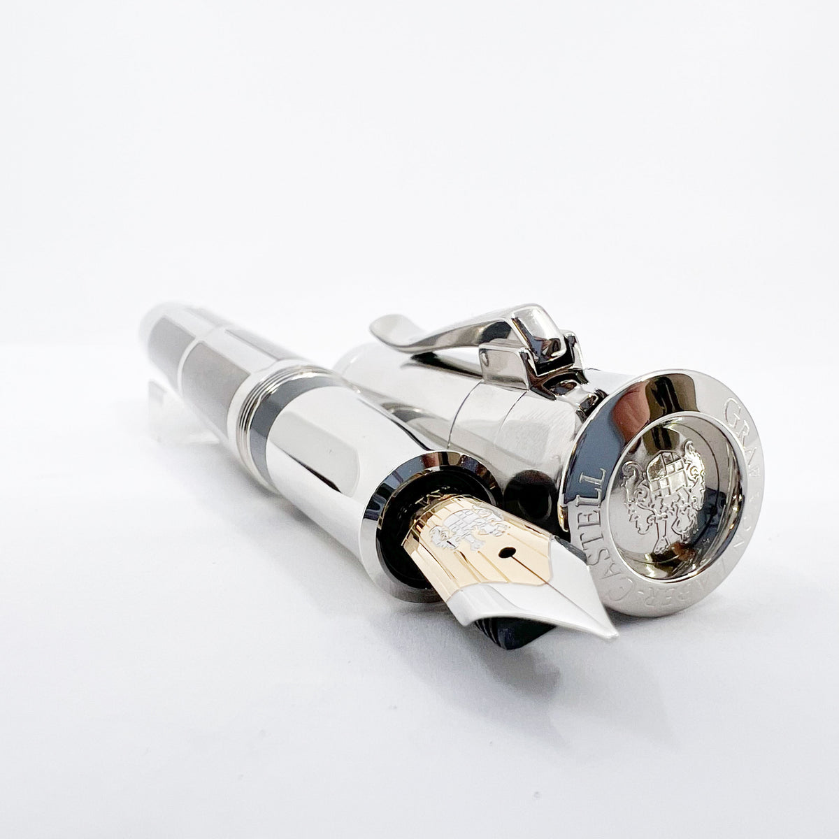 Graf von Faber Castell 2007 Gemstone (Petrified Wood) Pen of the Year Fountain Pen - Medium 18kt Gold Nib