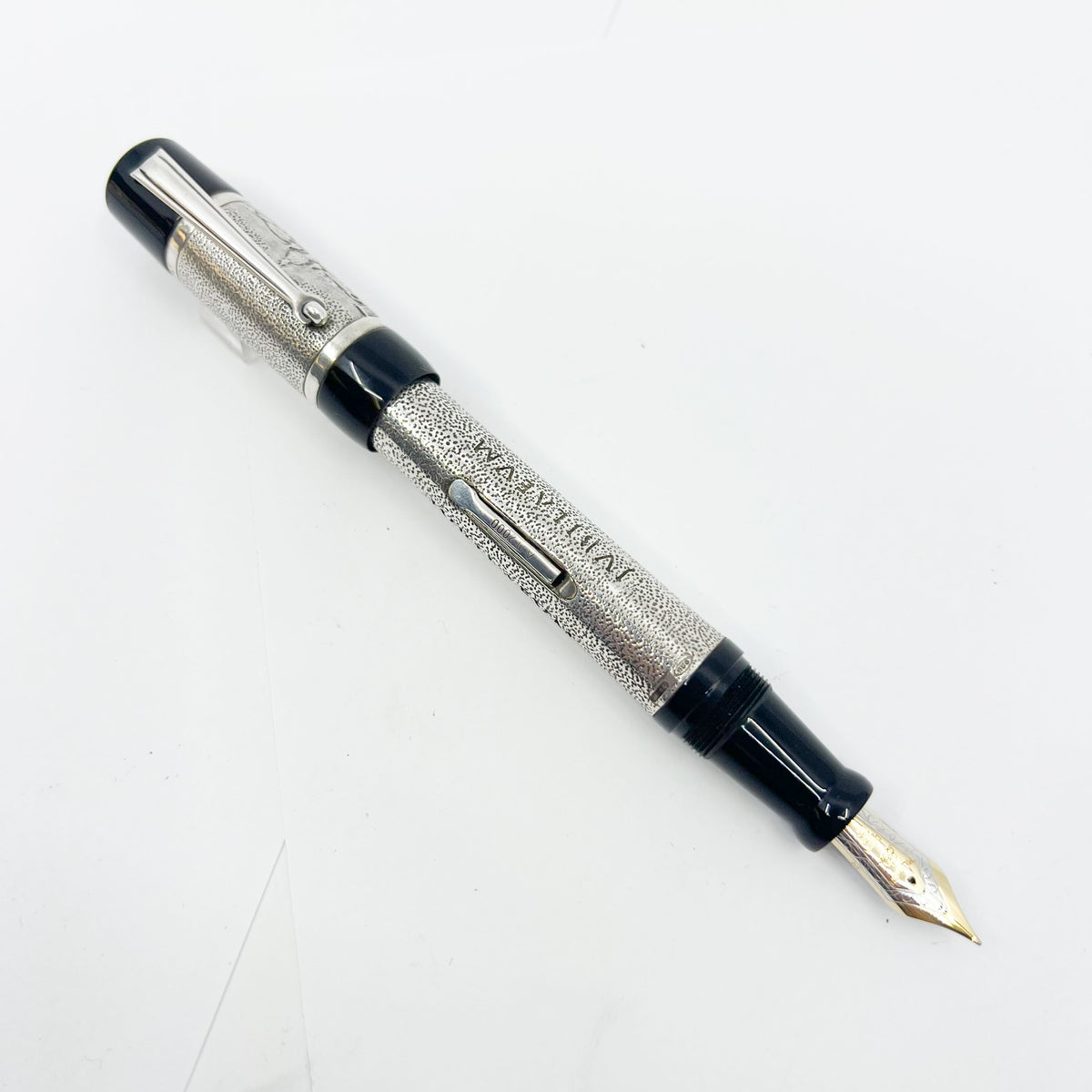 Delta Jubileum 2000 Sterling Silver Lever-Fill Limited Edition Fountain Pen - Medium 18kt Gold  Nib