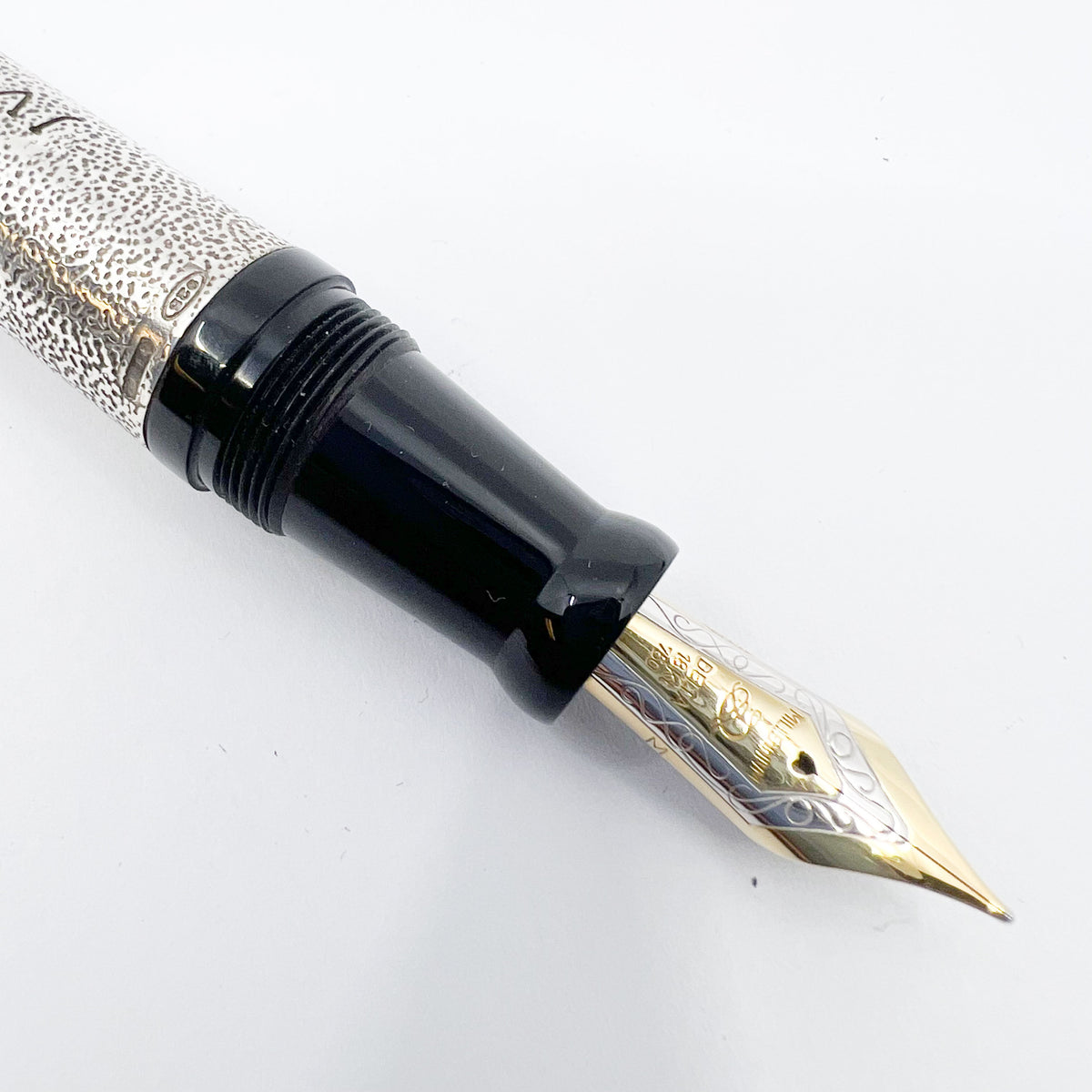 Delta Jubileum 2000 Sterling Silver Lever-Fill Limited Edition Fountain Pen - Medium 18kt Gold  Nib