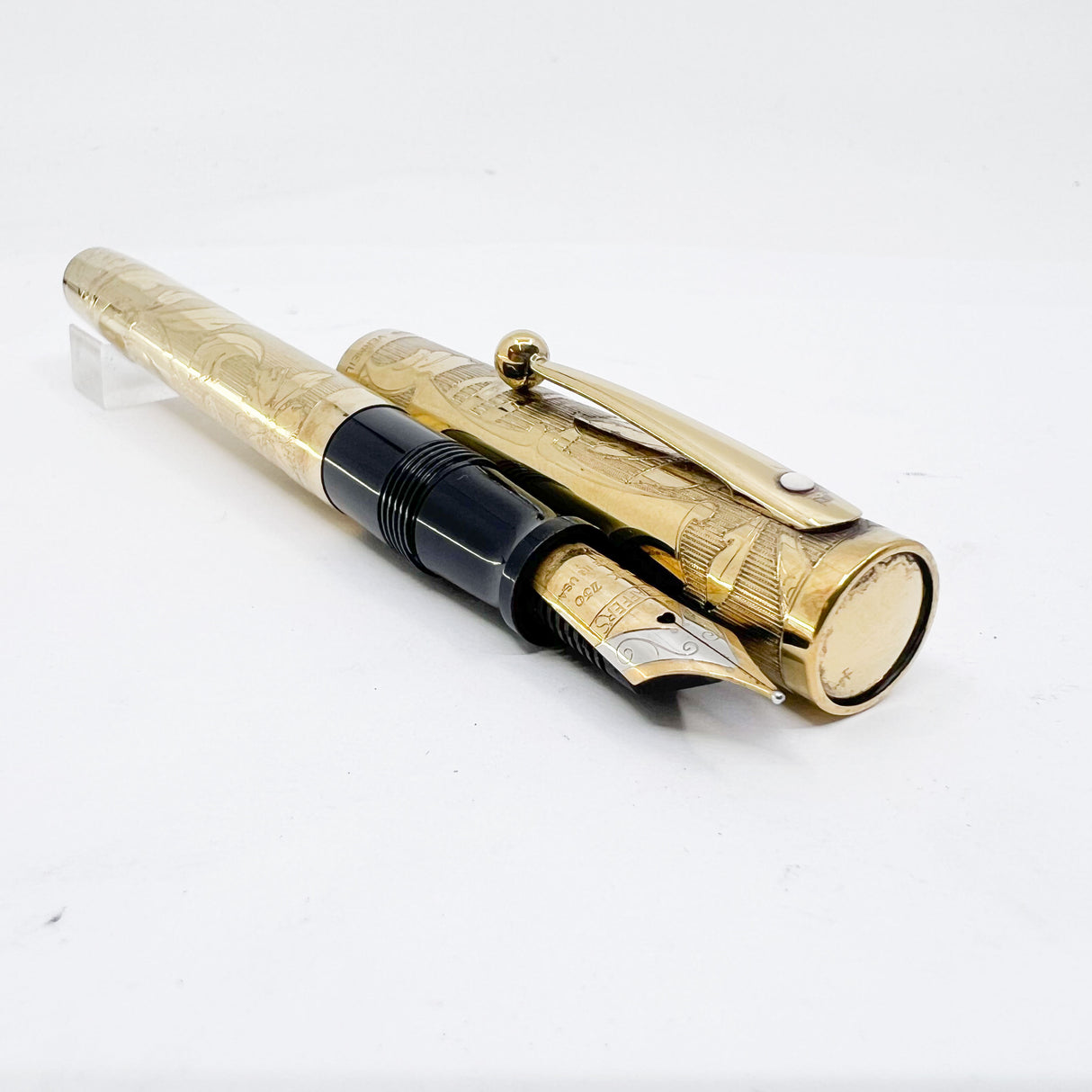Sheaffer Nostalgia Gold Vermeil  Fountain Pen - Medium 18kt Gold Nib