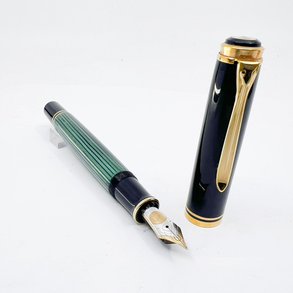 Pelikan  M800 Green Striped Fountain Pen - Early Model "W. Germany" on Cap Band - Extra Fine 18kt "PF" Nib