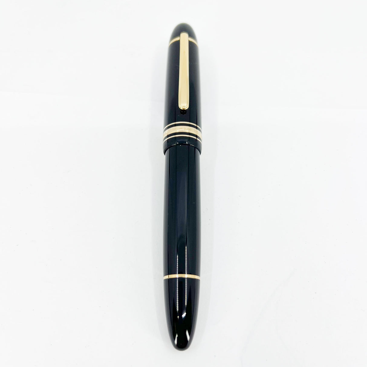 Montblanc Meisterstuck #149 (Largest) Fountain Pen   -   Fine 18kt Gold Nib - MINT!