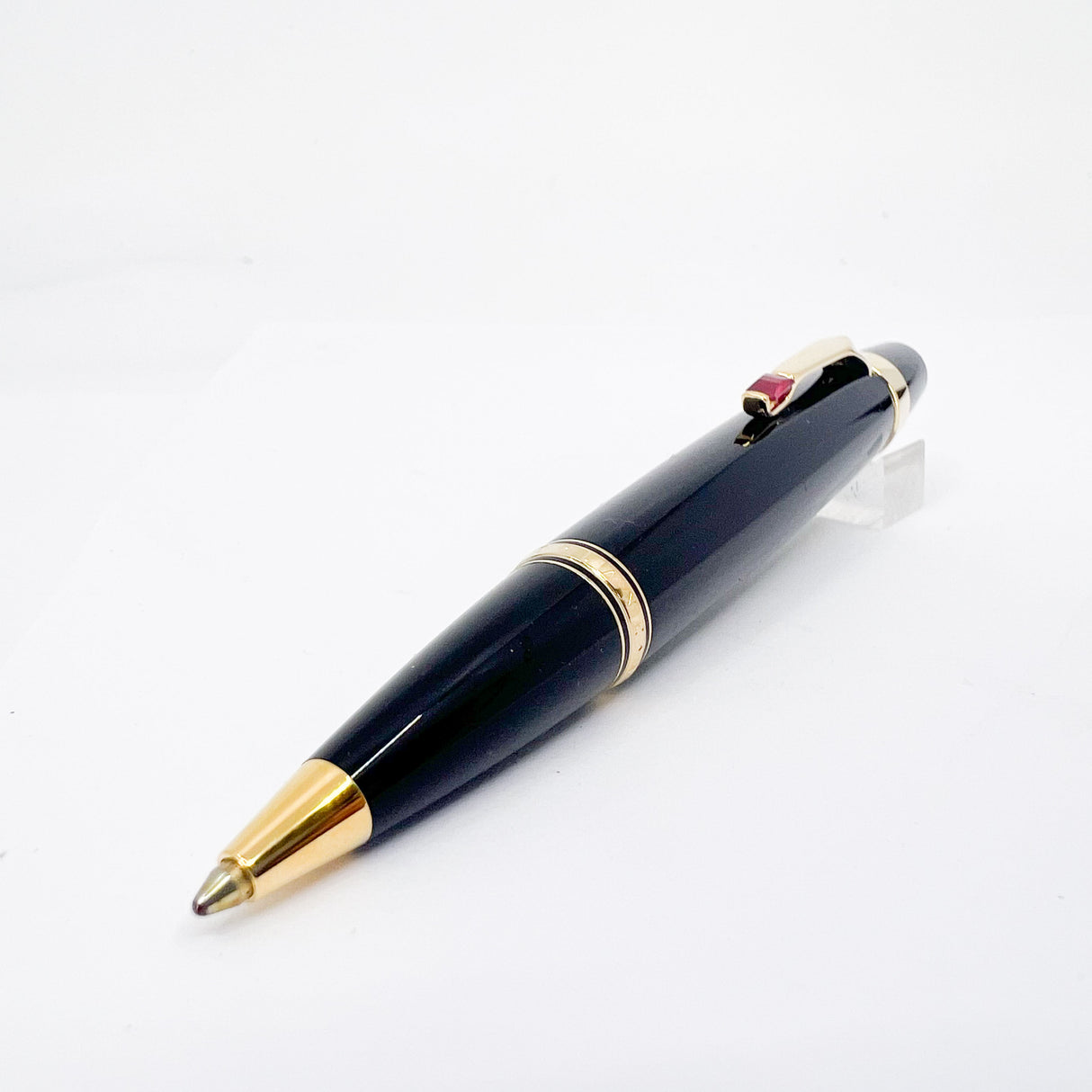 Montblanc Boheme Black Resin Ballpoint Pen - Red Stone in Clip
