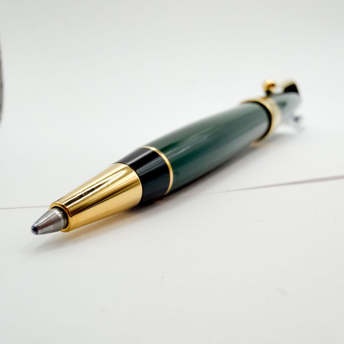 Aurora Optima Solid Green Auroloide Ballpoint Pen Circa 2000