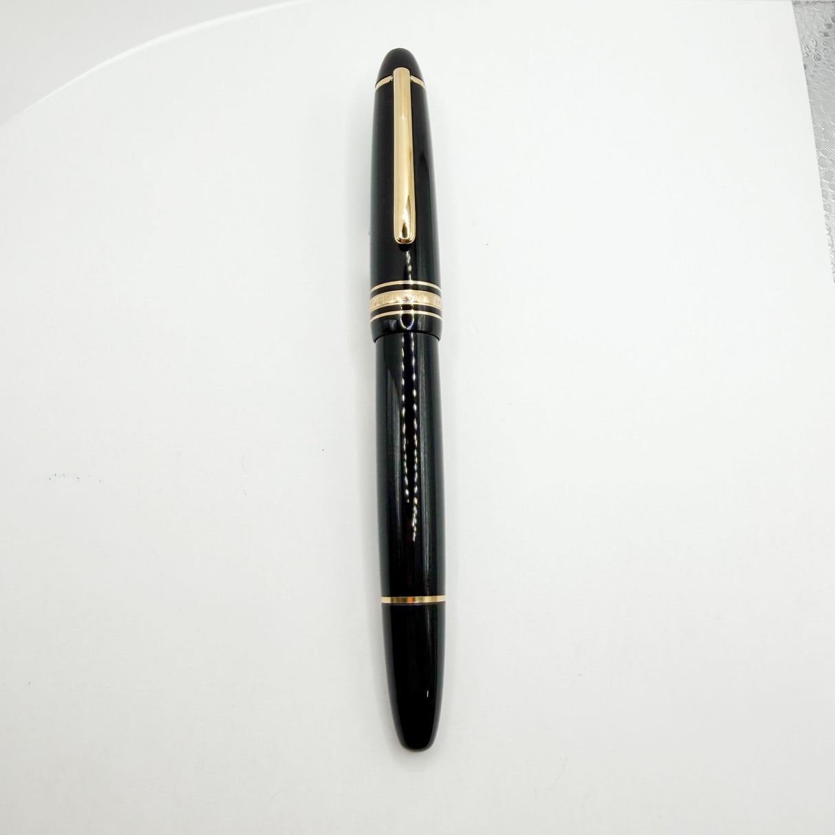 Montblanc Meisterstuck Black Resin #146 LeGrand Fountain Pen  - Fine 14kt  Gold Nib